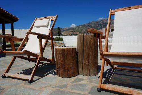 Lovely Apartment with Private Terrace — 4-Star Luxury Hotel in Karystos, Greece