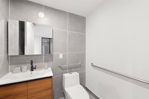 149BK 101 New construction 2BR Private garden W D - photo 7
