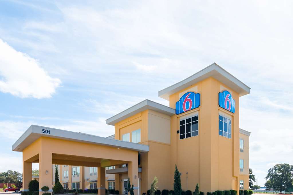 Motel 6 Joshua TX - photo 2