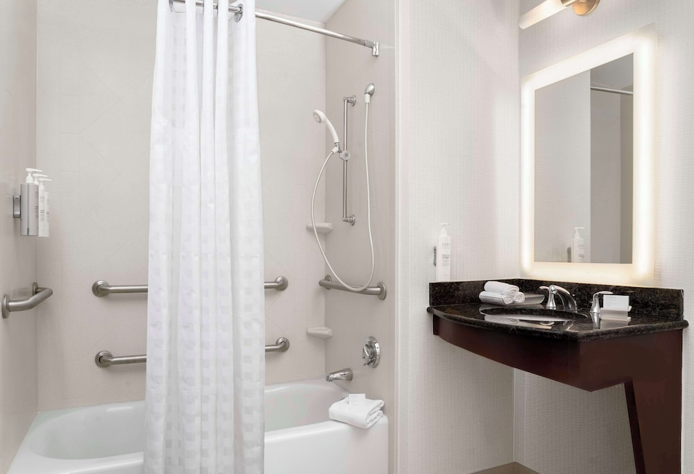 Homewood Suites by Hilton Boston Cambridge Arlington MA - photo 38