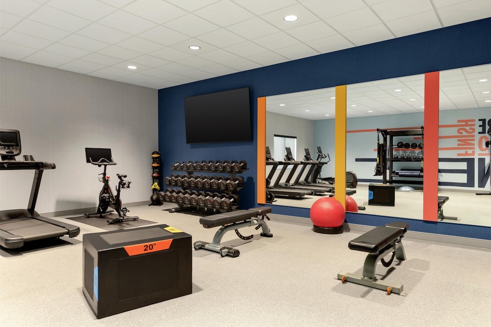 Hampton Inn Hagerstown - photo 21