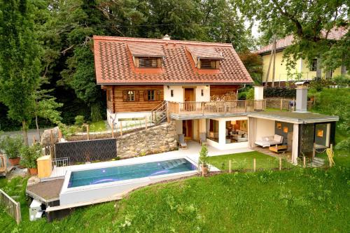 Thombauer Hube — 4-Star Luxury Hotel in Sankt Johann Im Saggautal, Austria