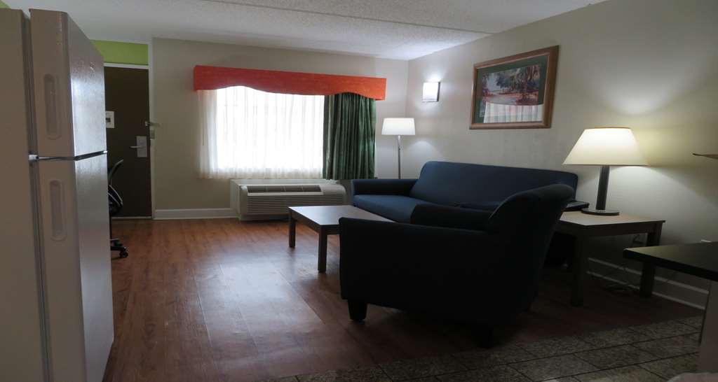 SureStay Plus Hotel by Best Western St Marys Cumberland - photo 27