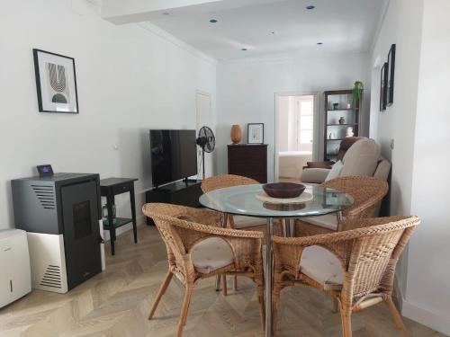 Amanay Grupo AC Gestion in Cadiz, Spain