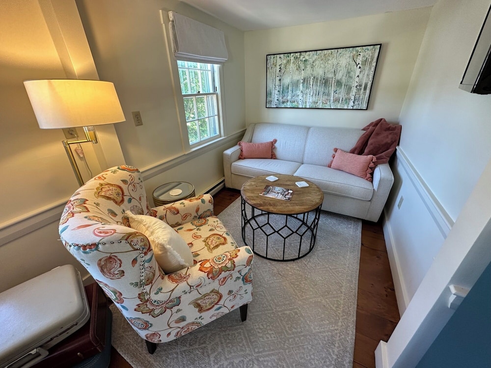 Inn at Perkins Cove - photo 31