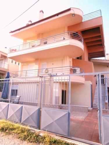 Dimitrios Apartments — 4-Star Luxury Hotel in Karitsa, Greece
