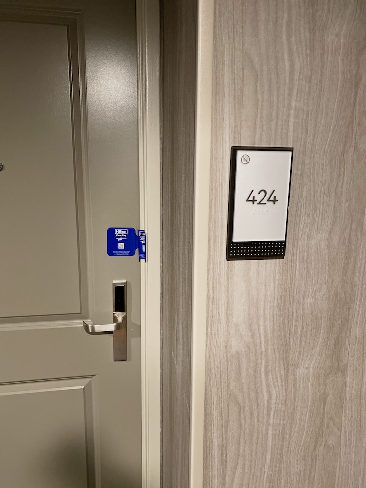 DoubleTree by Hilton San Francisco South Airport Blvd - photo 70