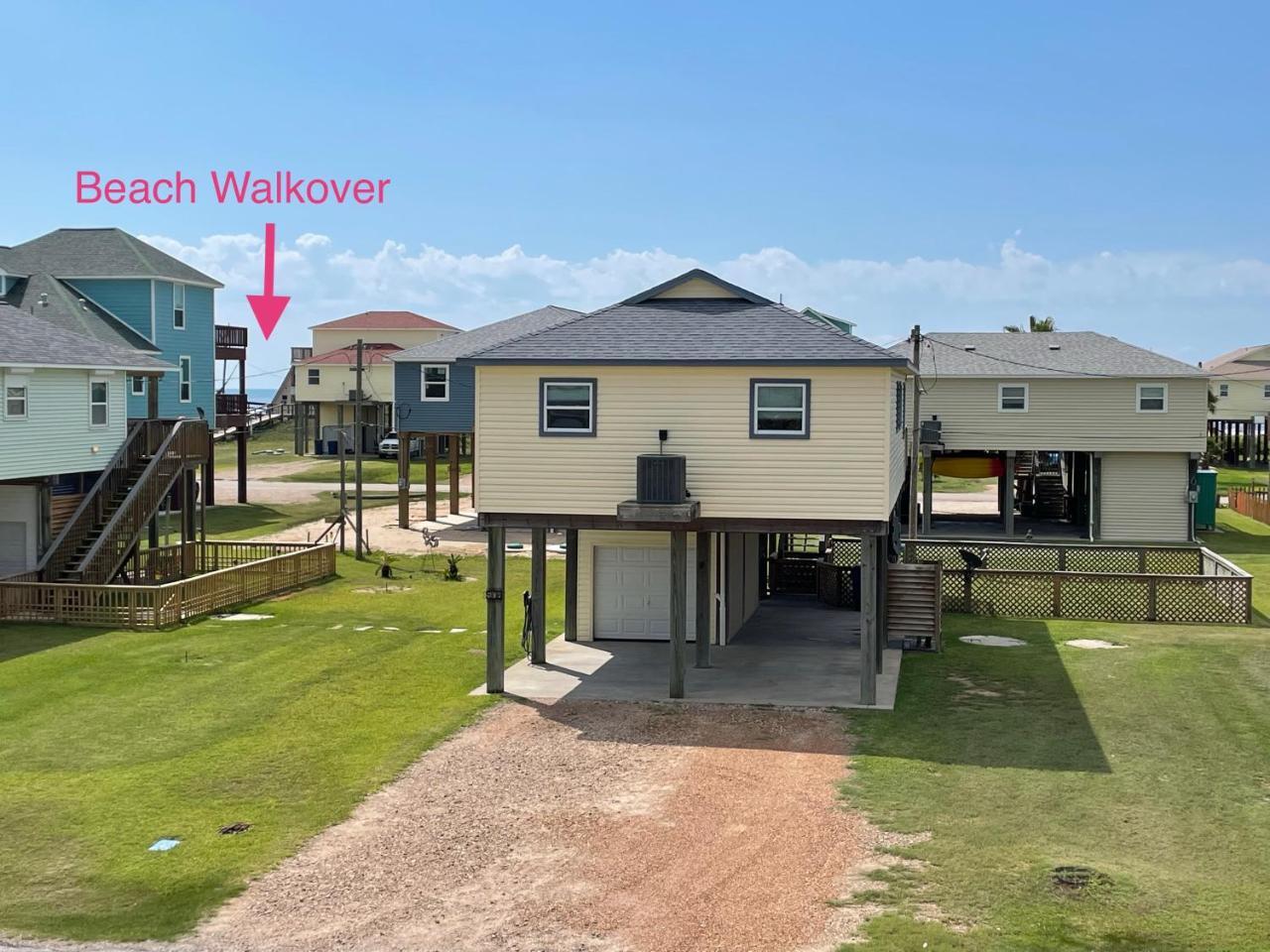 Sunshine DayDream by SurfBreakLLC — hotel in Surfside Beach