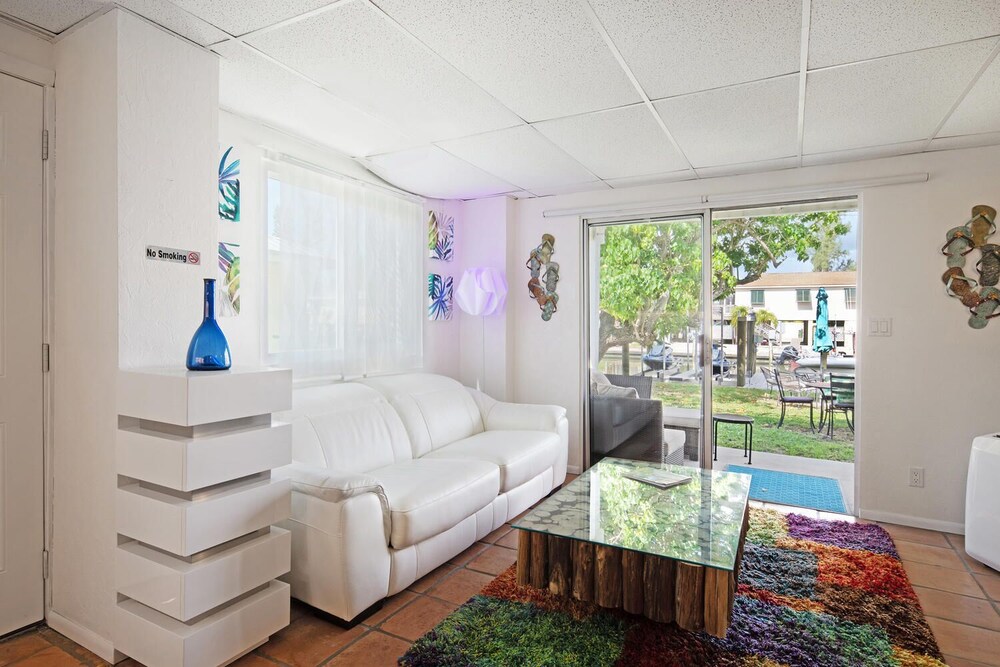 Blue Dolphin Estates - photo 8