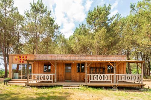L'Escale du Dernier Pin - carbon neutral hotel in Unknown City