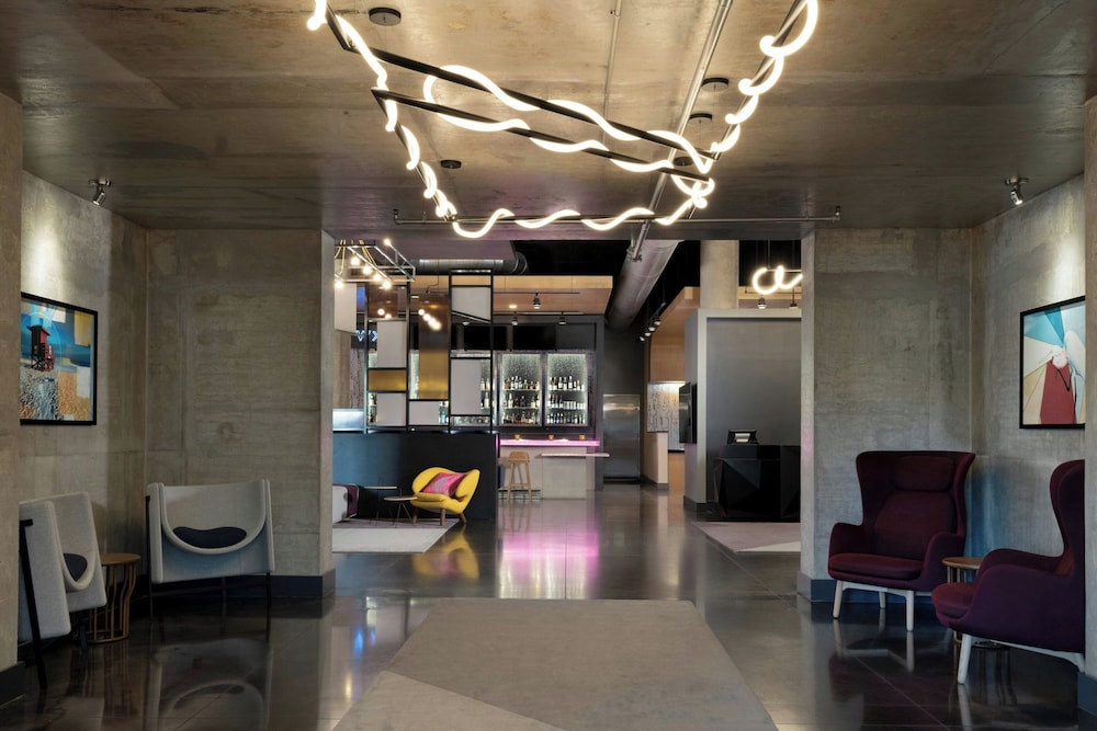 Aloft Sarasota - photo 2