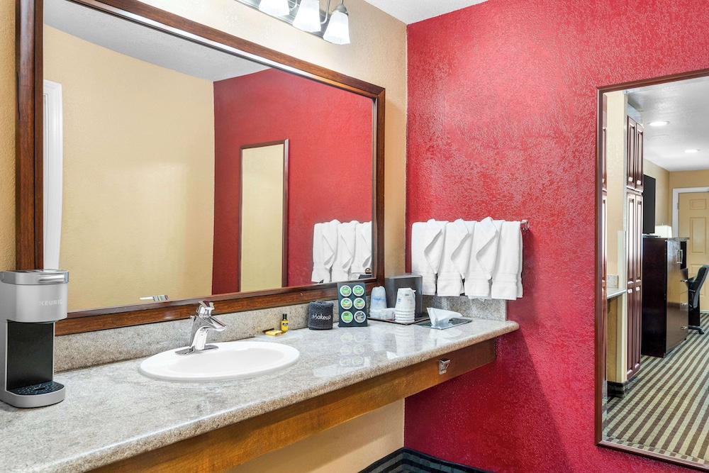 Best Western Plus Yosemite Way Station - photo 19