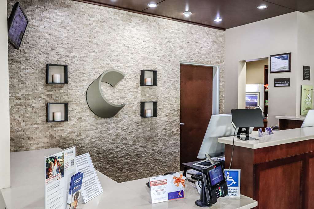 Comfort Suites Dunnellon near Rainbow Springs - photo 4