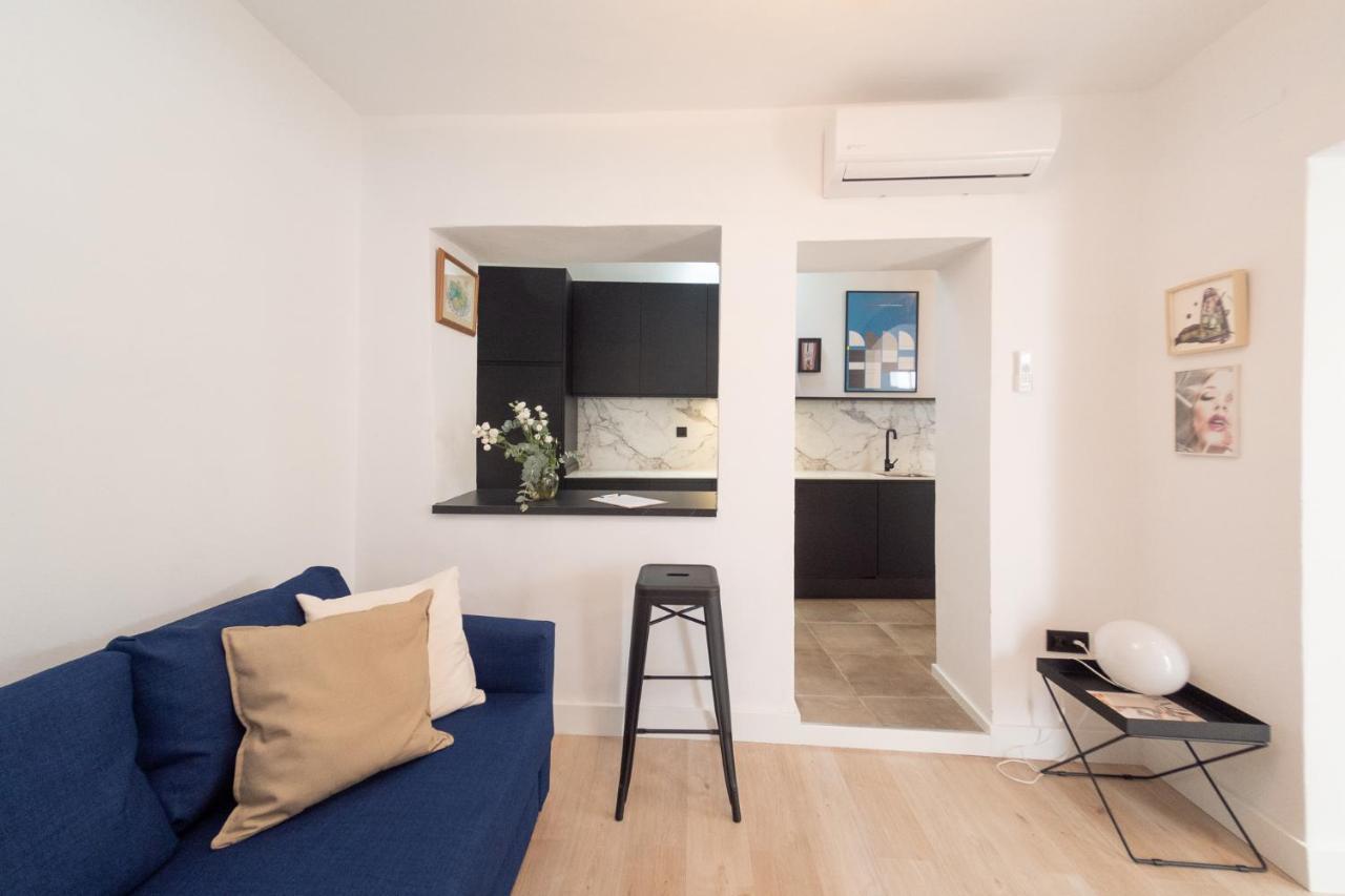 Casa Miguel Apartamento 4 — 4-Star Luxury Hotel in Sanlucar De Barrameda, Spain