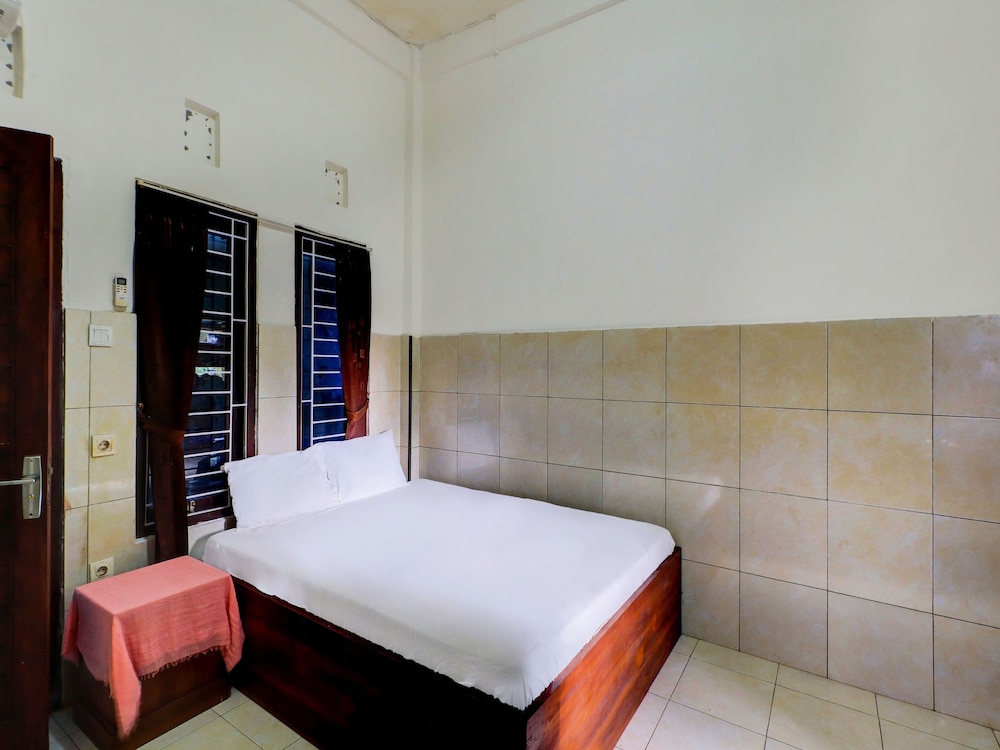 Oyo Life 92841 Kos 88 — Negara