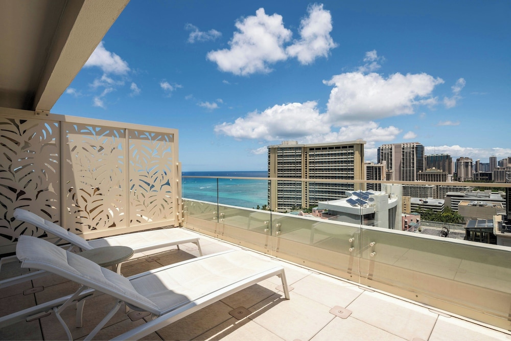 Moana Surfrider A Westin Resort & Spa Waikiki Beach - photo 55