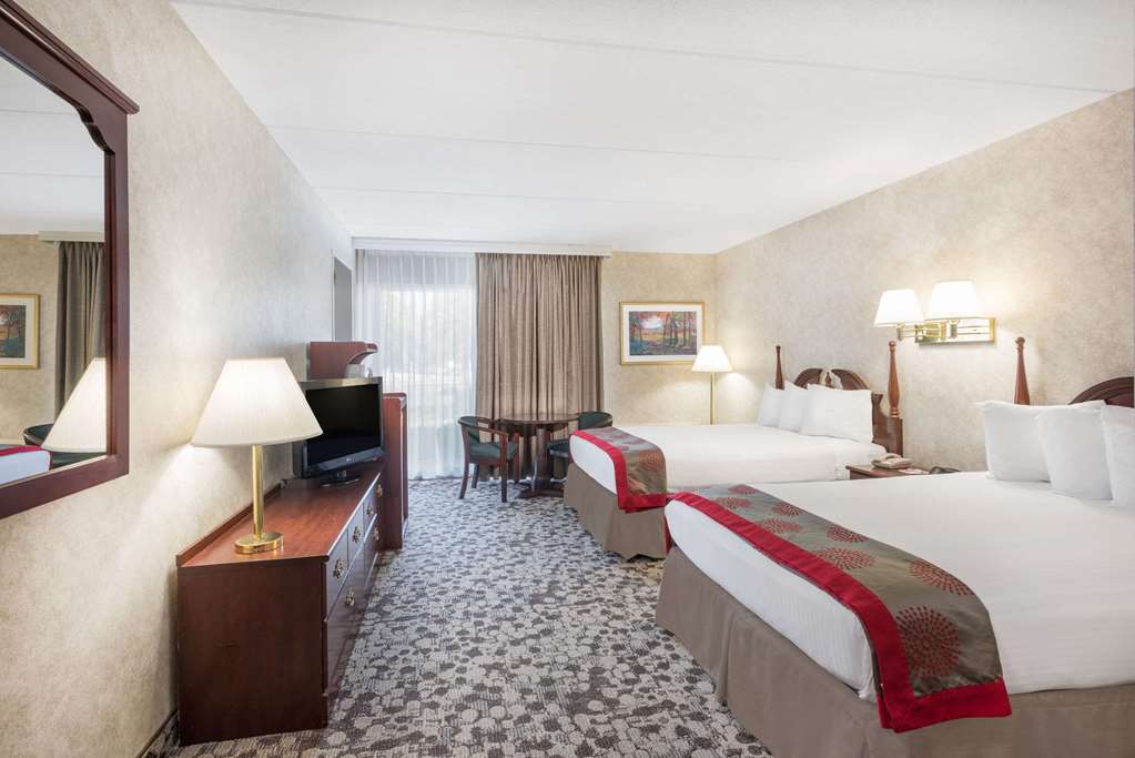 Ramada Plaza by Wyndham Portland - photo 17