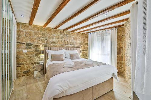 Old Town Pearl Apartment — 4-Star Luxury Hotel in Split, Croatia