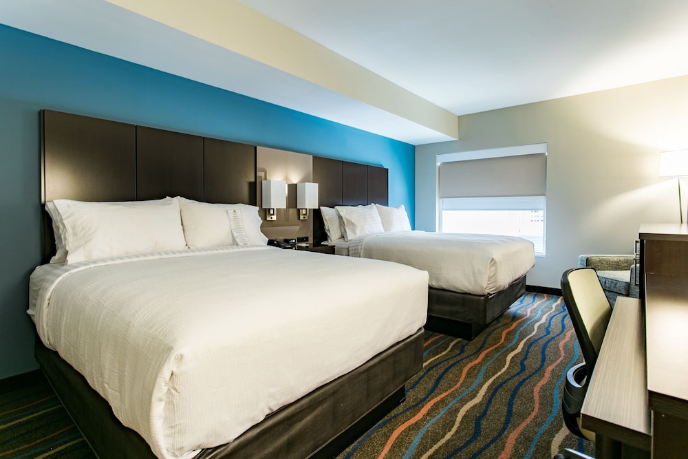 Holiday Inn Hotel & Suites Chattanooga Downtown by IHG - photo 7