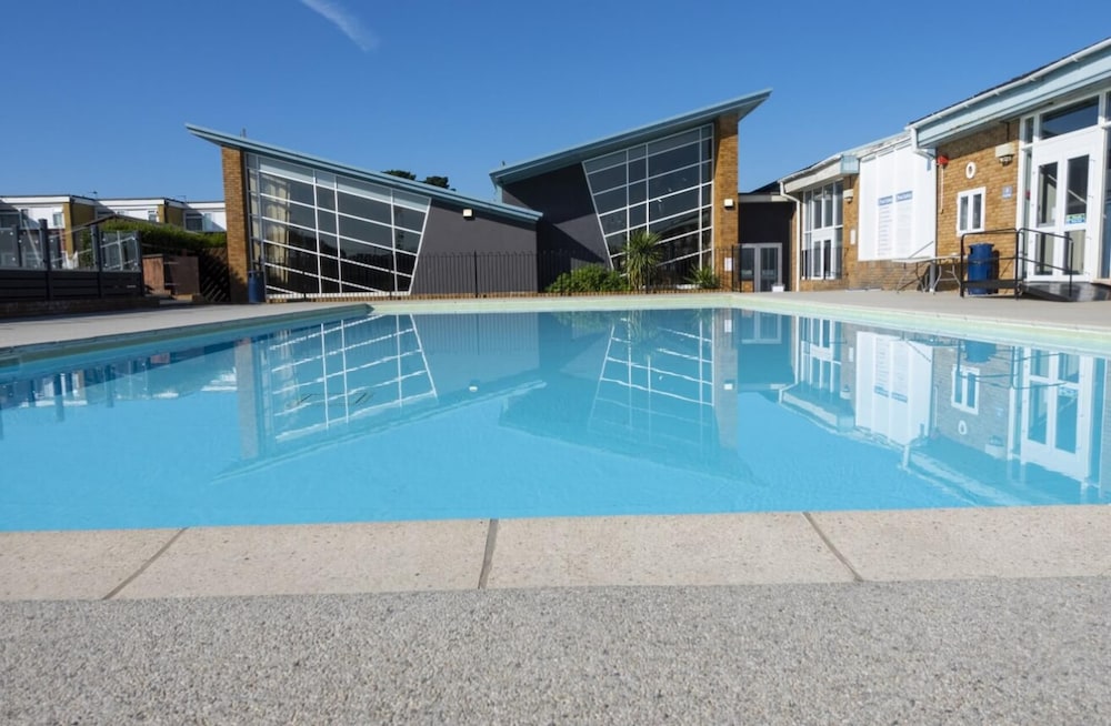 Cosy Beach Getaway Naish Est Near New Forest 19681402 — New Milton