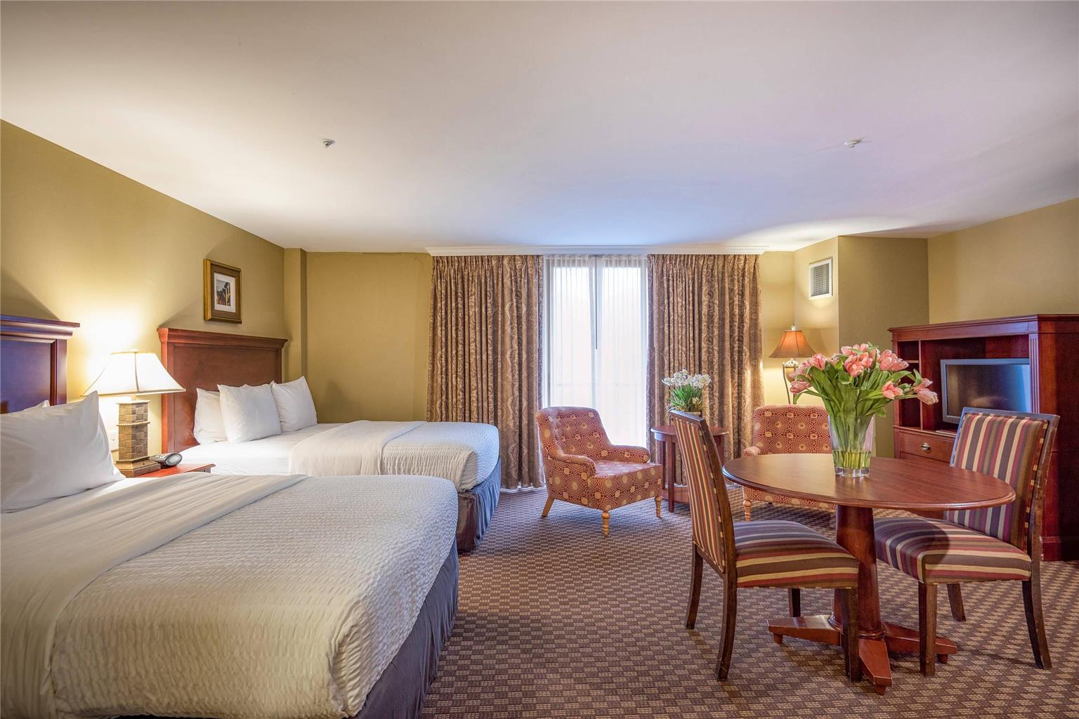 Arlington Court Suites a Clarion Collection Hotel - photo 29