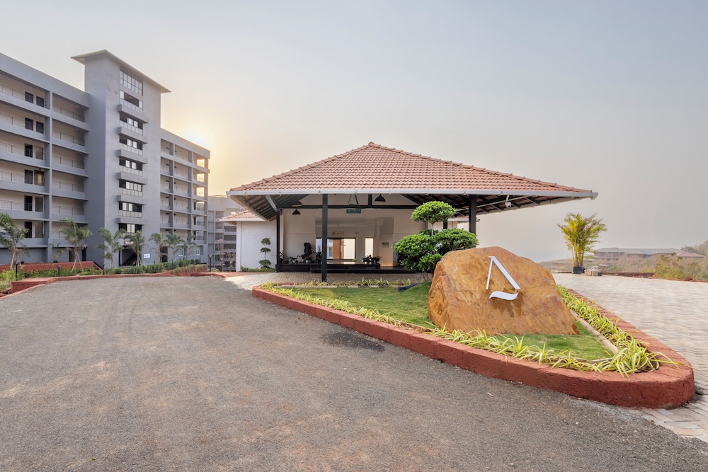 Agastya Sea View Resort & Spa — hotel in Harnai