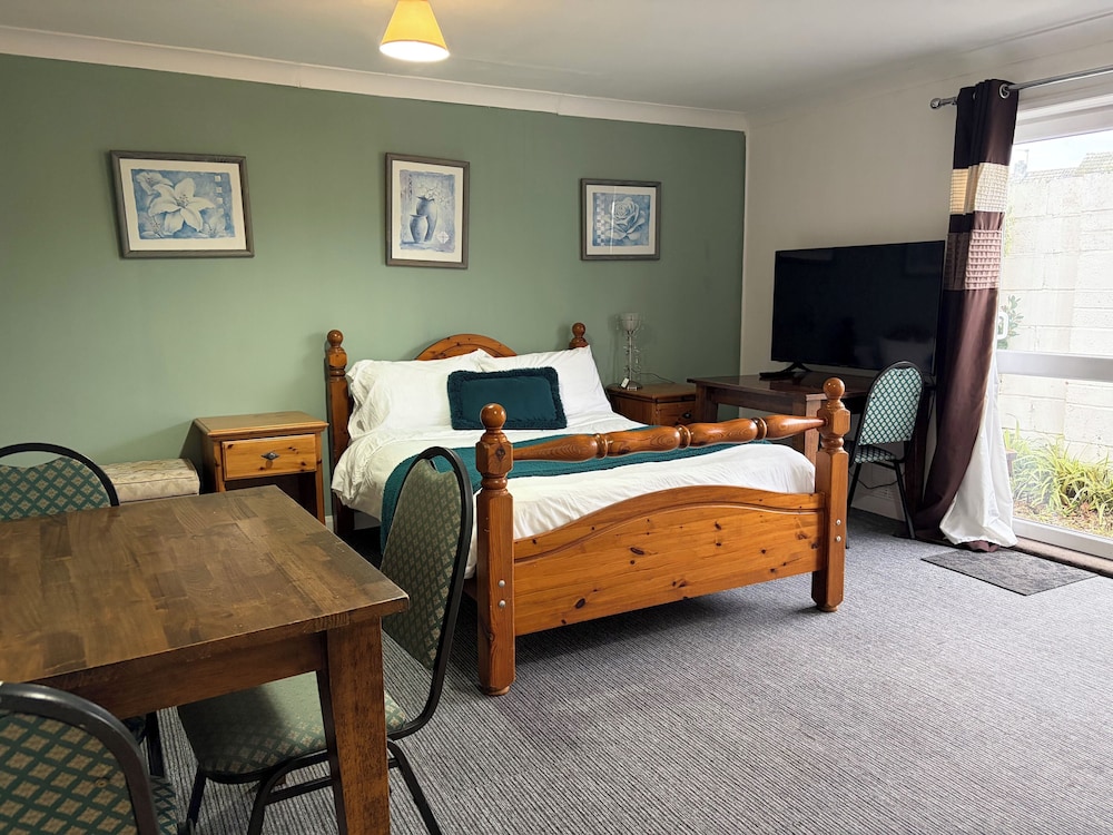 Littlestone Hotel — hotel in New Romney