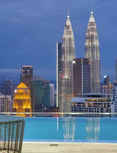 Xing Lun Klcc The Colony Infinitum — 4-Star Luxury Hotel in Kuala Lumpur, Malaysia