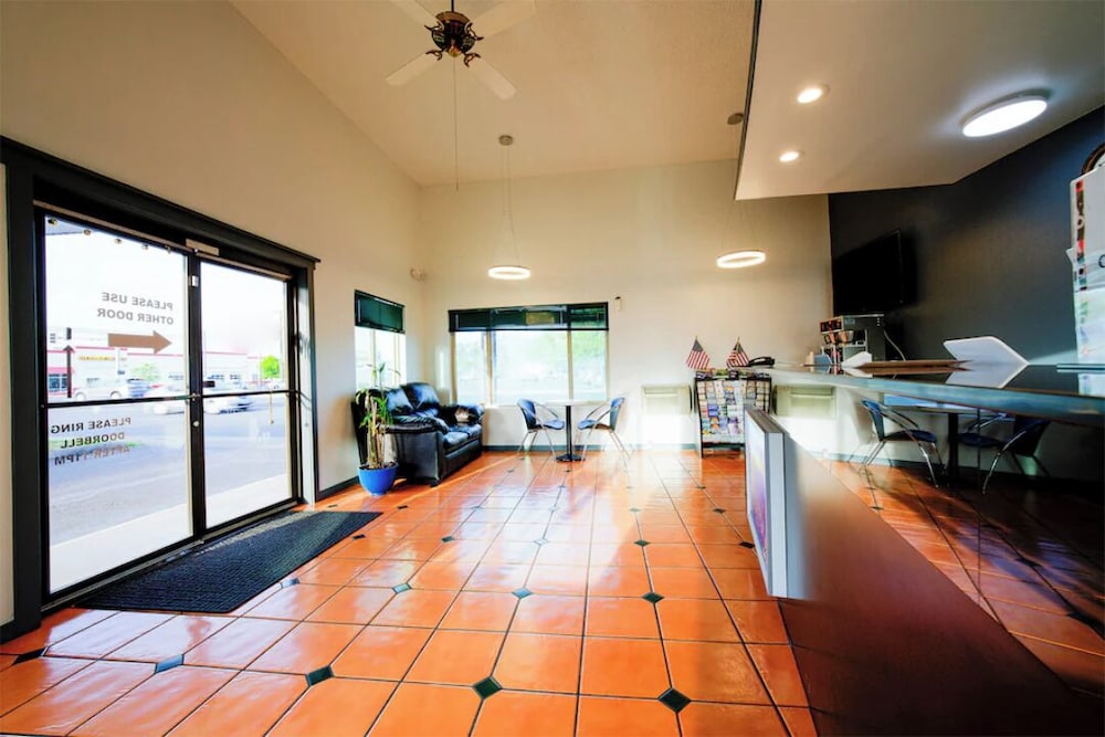 Hermiston Inn & Suites - photo 24