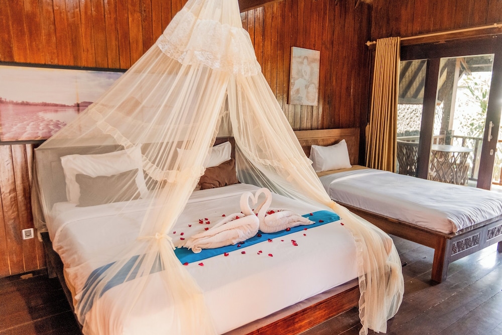 Yoki's Bungalows - last minute hotel in Kuta