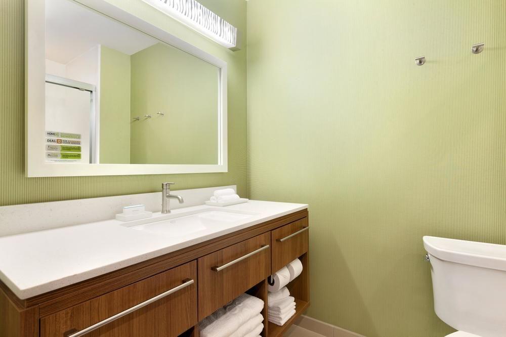 Home2Suites by Hilton Edmond - photo 25