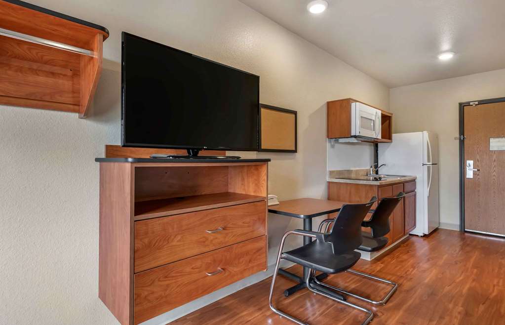 Extended Stay America Select Suites Lake Worth - photo 19