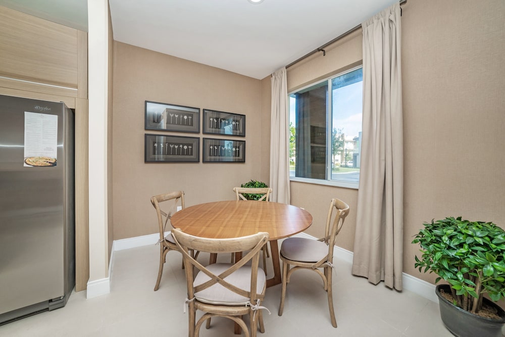 Modern Magic Village Resort Townhouse 7662 - photo 38