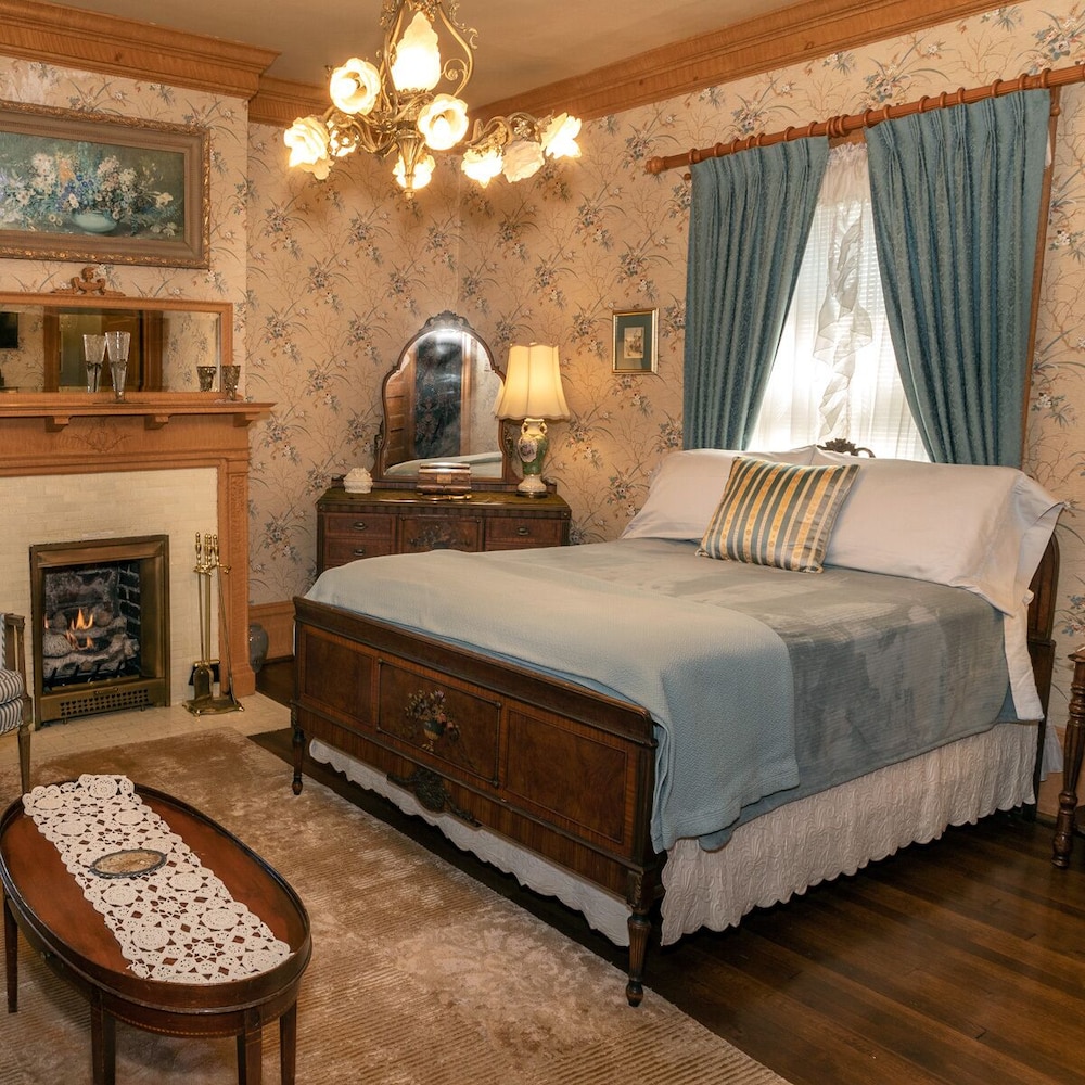 South Broadway Manor - photo 60