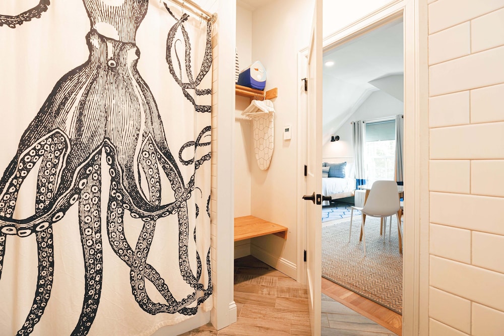 Great Island Inn: A Boutique Apartment Hotel - photo 50