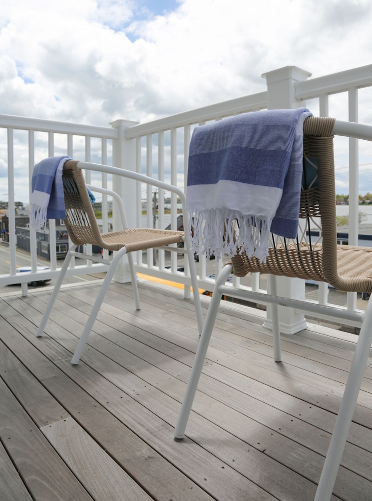 The Sea Breeze Inn - photo 15