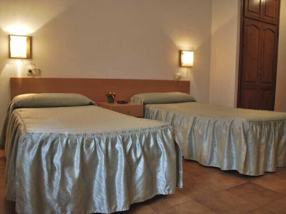 Hotel Saloria — Unknown City — photo 5