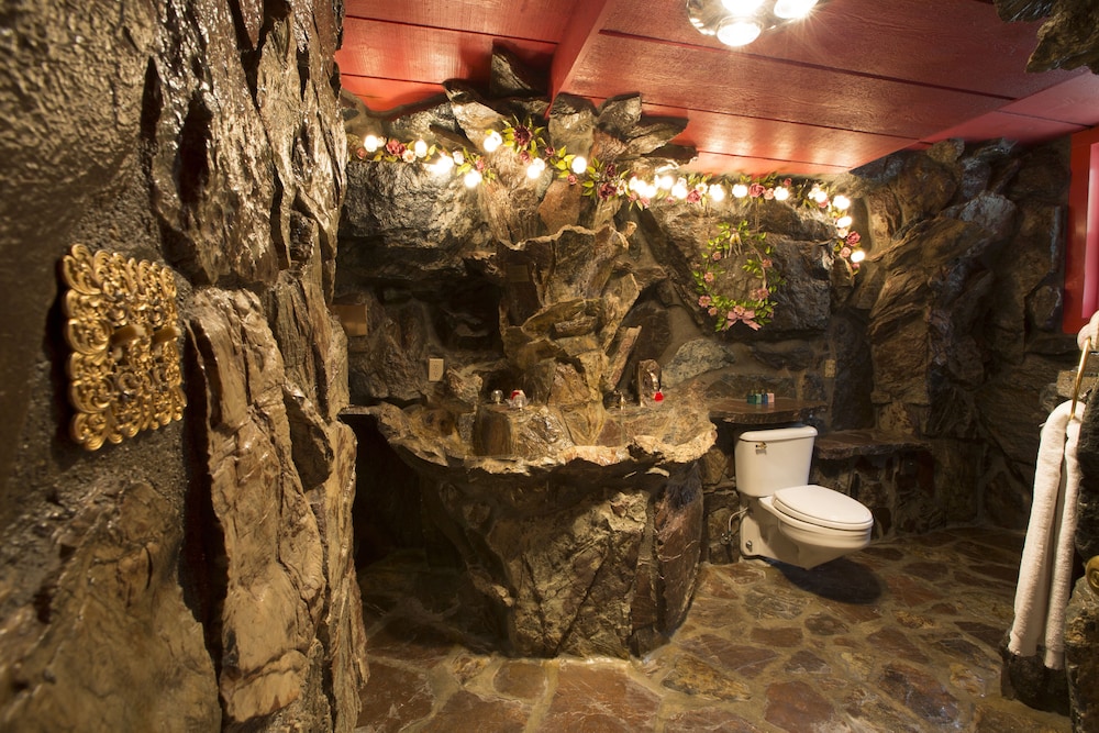 Madonna Inn - photo 217