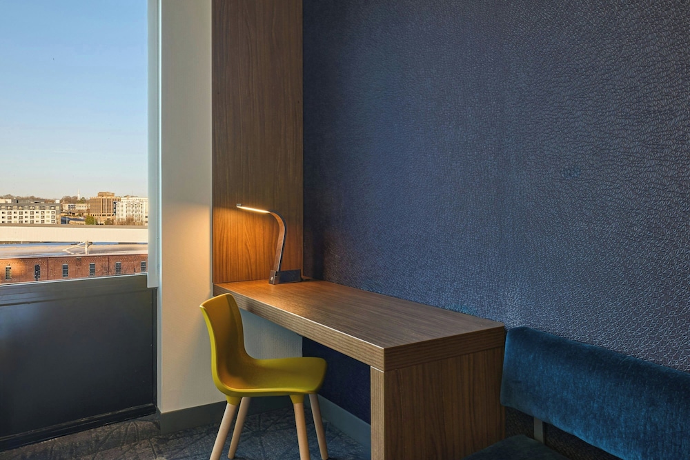 Aloft Durham Downtown - photo 17