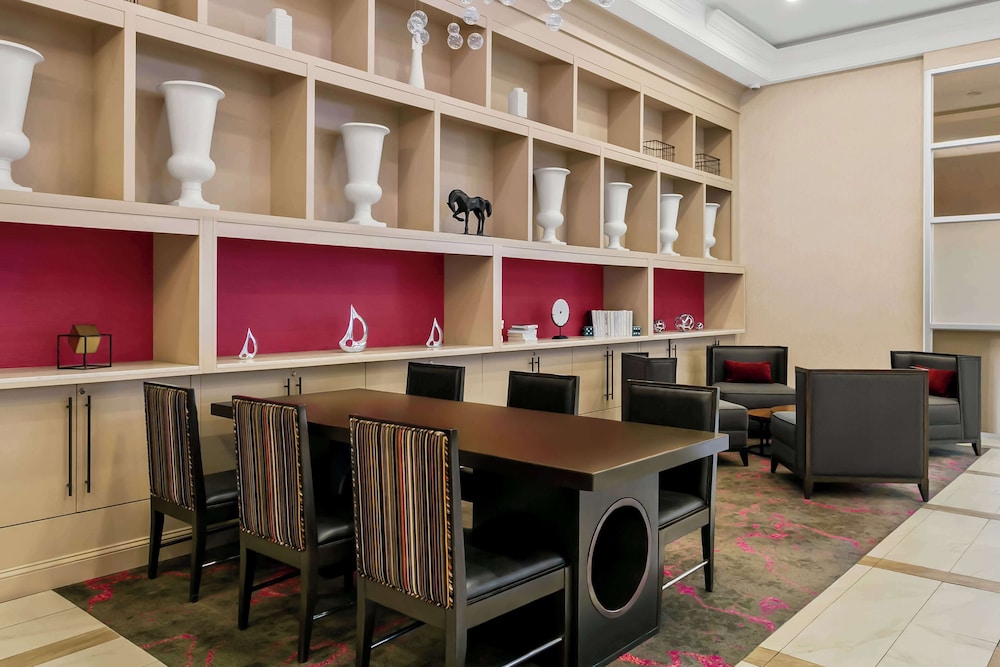 Delta Hotels Baltimore Inner Harbor - photo 3