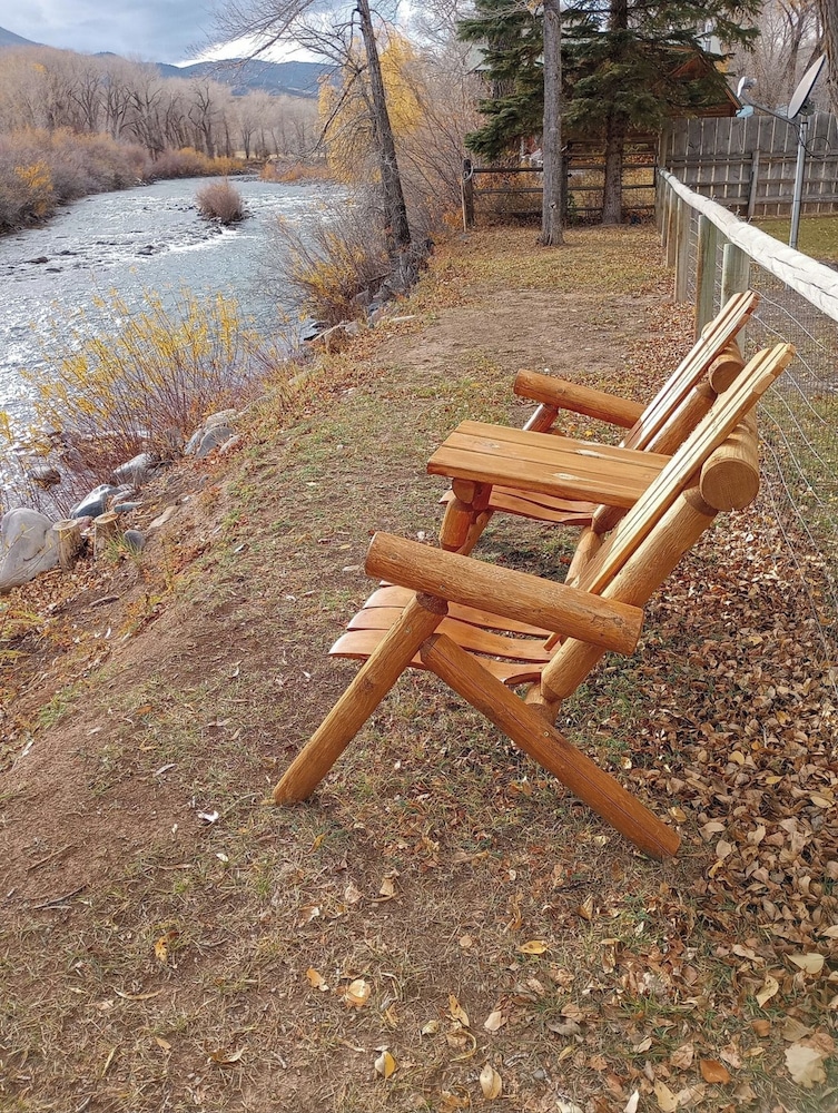 Chinook Winds Motel - photo 159