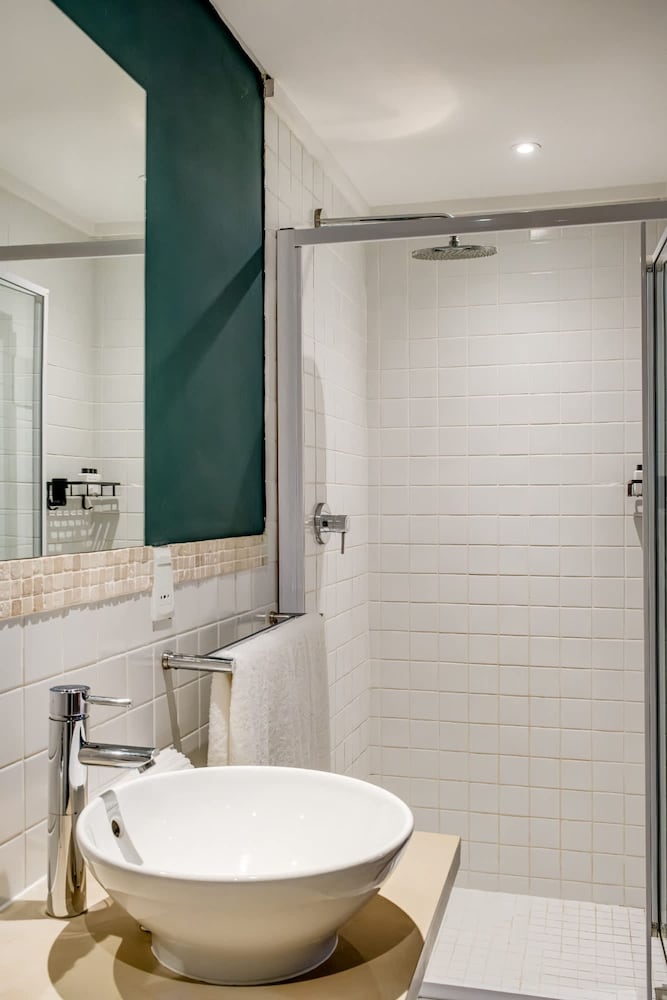 Trendy Cape Town City Centre Escape Jade Place