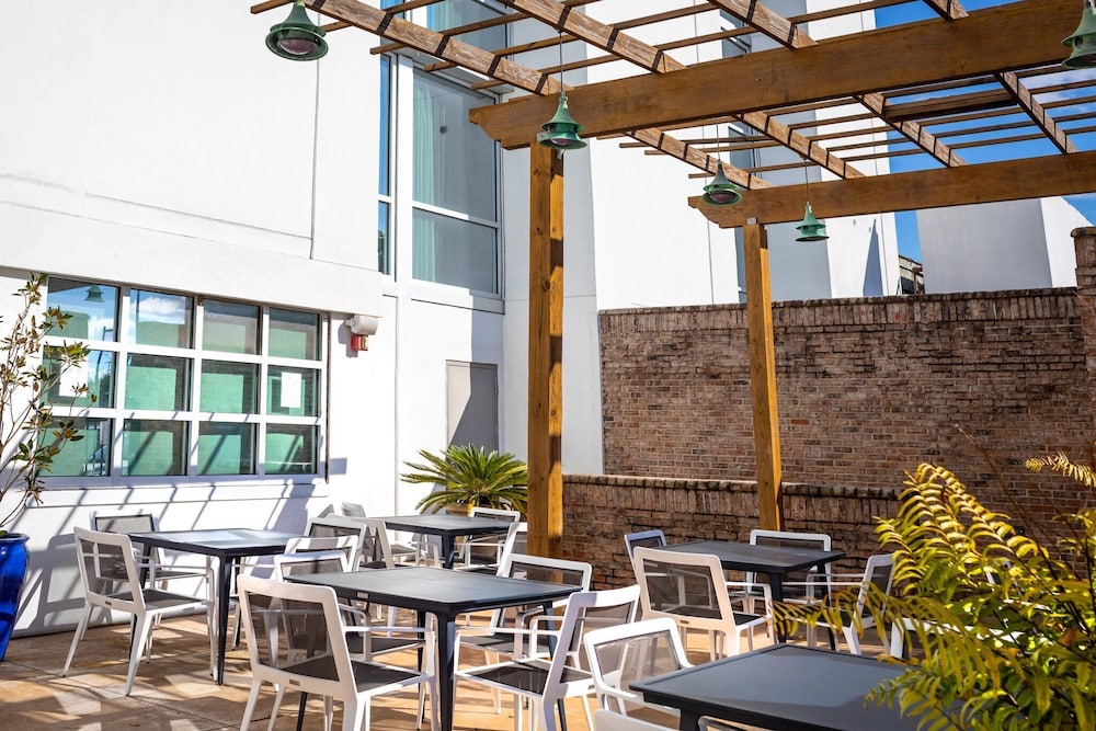 Crowne Plaza Charleston Airport Conv Ctr by IHG - photo 85