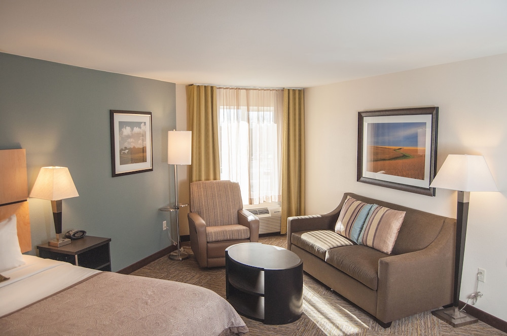 Candlewood Suites Fort Collins by IHG - photo 14