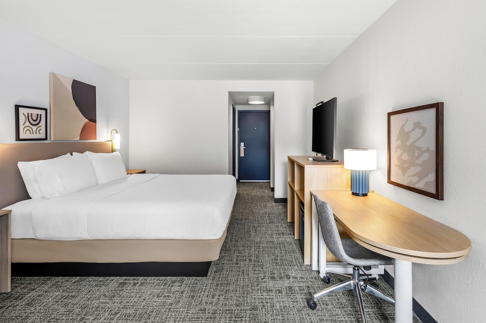 Spark by Hilton Alpharetta Roswell - photo 7
