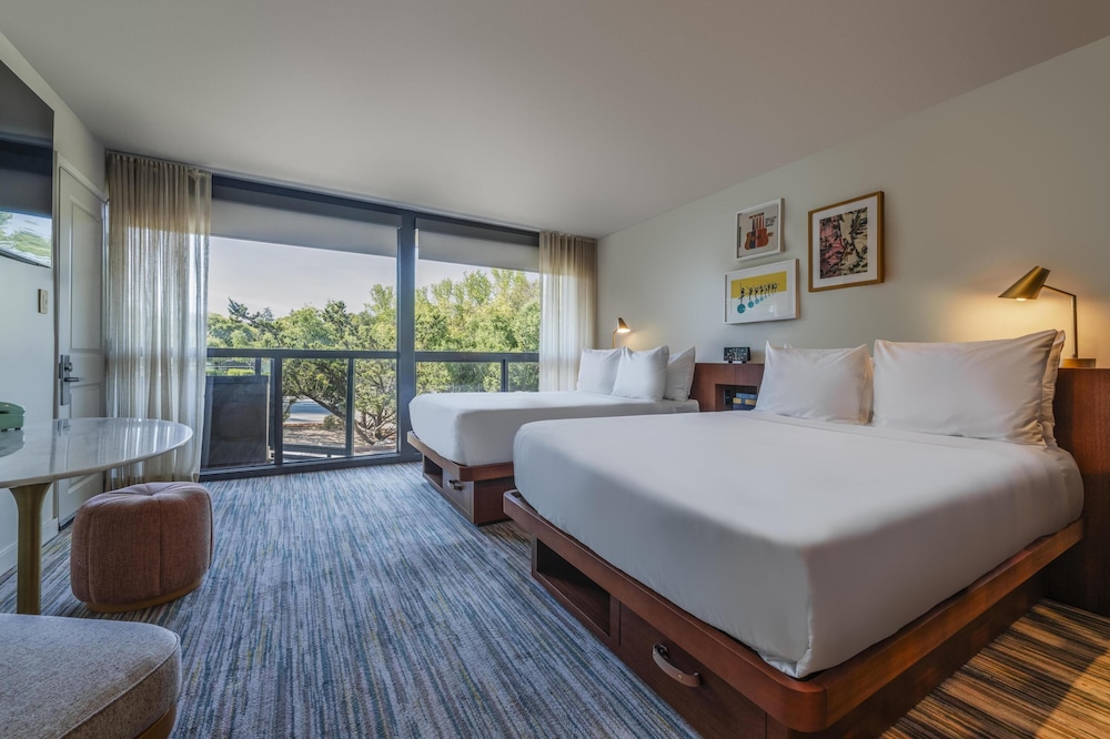 Flamingo Resort & Spa Santa Rosa Sonoma Tapestry by Hilton - photo 24