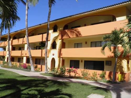 Marina Sol Condo with Jacuzzi — 4-Star Luxury Hotel in Cabo San Lucas, Mexico