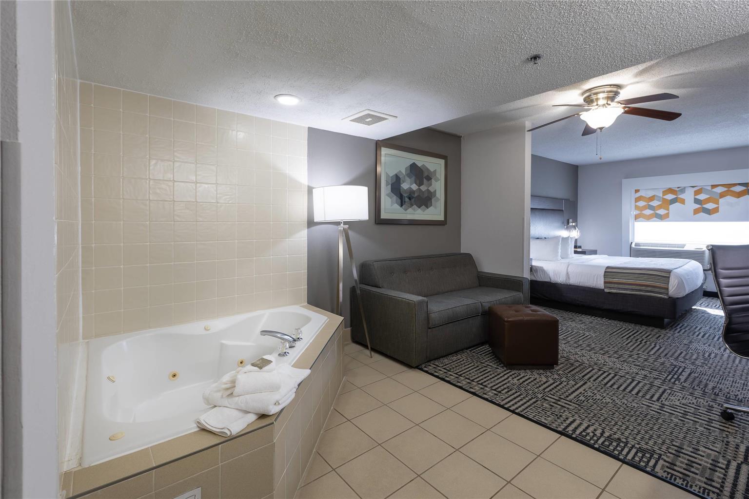 Country Inn & Suites by Radisson Lake Norman Huntersville NC - photo 19