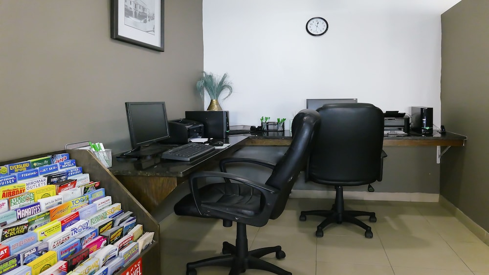 Holiday Inn Fort Myers Downtown Area by IHG - photo 36