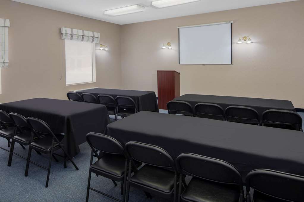 Baymont Inn and Suites Douglasville Atlanta - photo 13